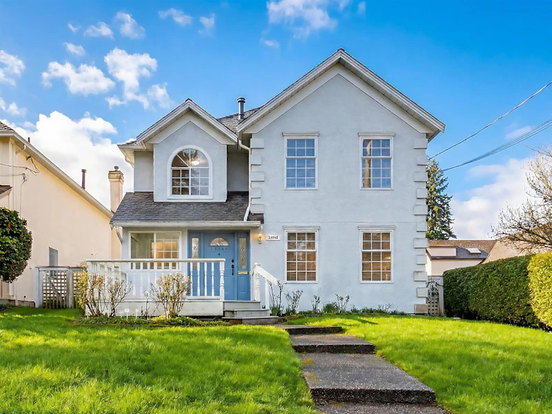 12724 28th Avenue, Surrey BC V4A 2P4