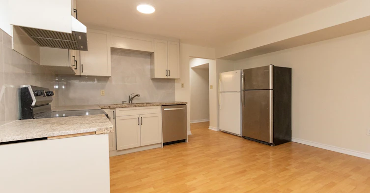 13811 17 Avenue, Surrey, BC, V4A 7C2 - 6