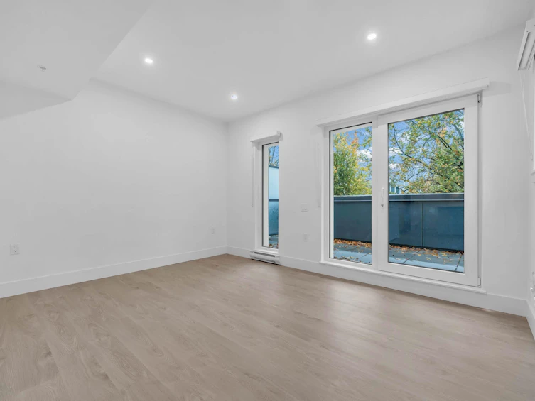108-2085 E 1 Avenue, Vancouver, BC, V5N 1B6 - 4