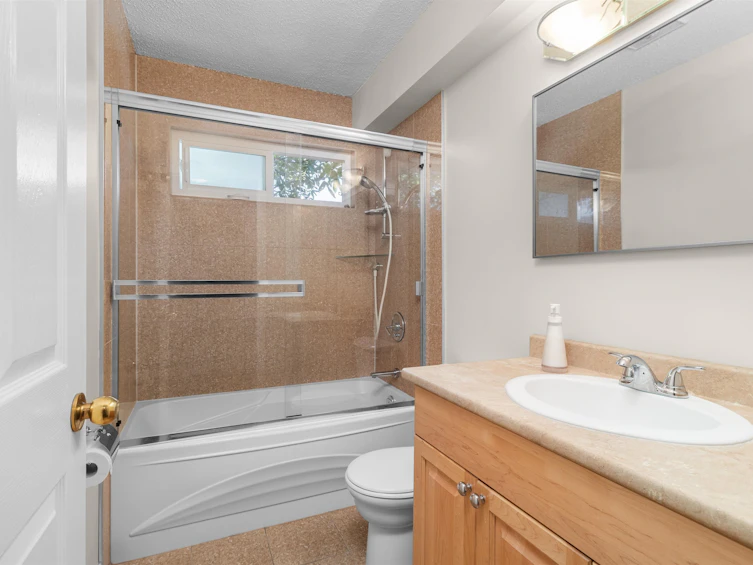 1204 Nestor Street, Coquitlam, BC, V3E 1H6 - 21