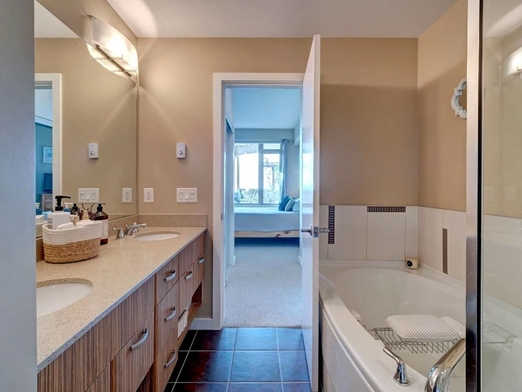 105-5160 Davis Bay Road, Sechelt, BC, V7Z 0H3 - 16