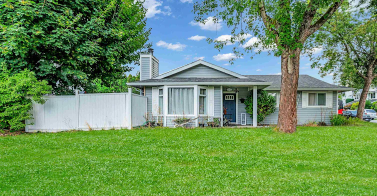 22641 Kendrick Loop, Maple Ridge, BC, V2X 8Y9 - 2