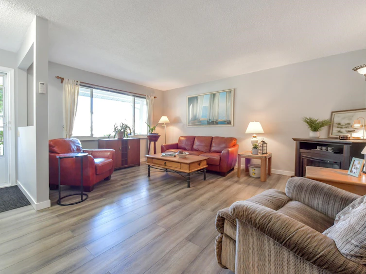 6336 Charbray Place, Surrey, BC, V3S 5H6 - 3