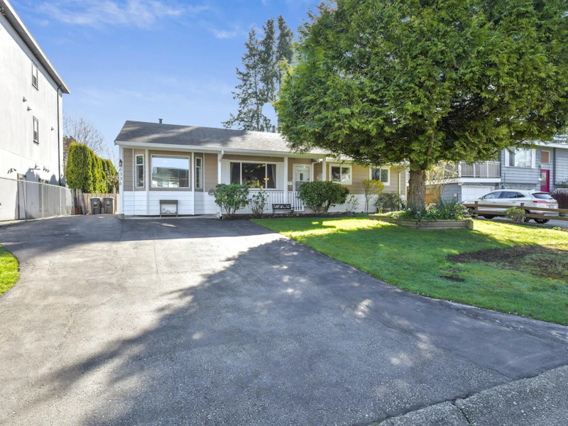 6336 Charbray Place, Surrey BC V3S 5H6