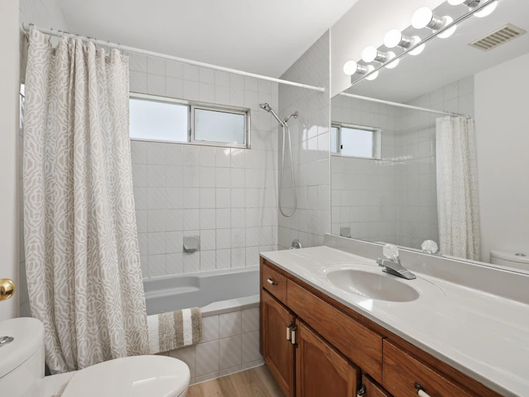 14390 78 Avenue, Surrey, BC, V3W 0L3 - 18
