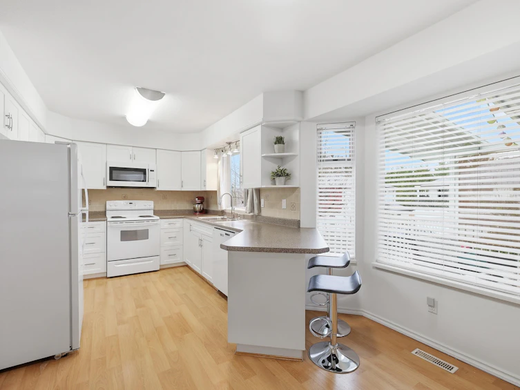 14390 78 Avenue, Surrey, BC, V3W 0L3 - 10