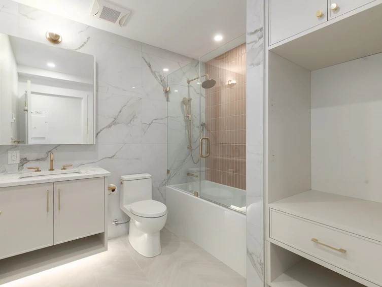 460 E 17th Avenue, Vancouver, BC, V5V 1B1 - 9