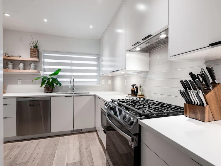 137-3300 Capilano Road, North Vancouver, BC, V7R 4H8 - 10