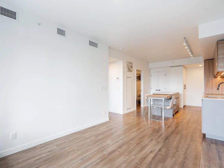 712-10448 University Drive, Surrey, BC, V3T 0K1 - 8