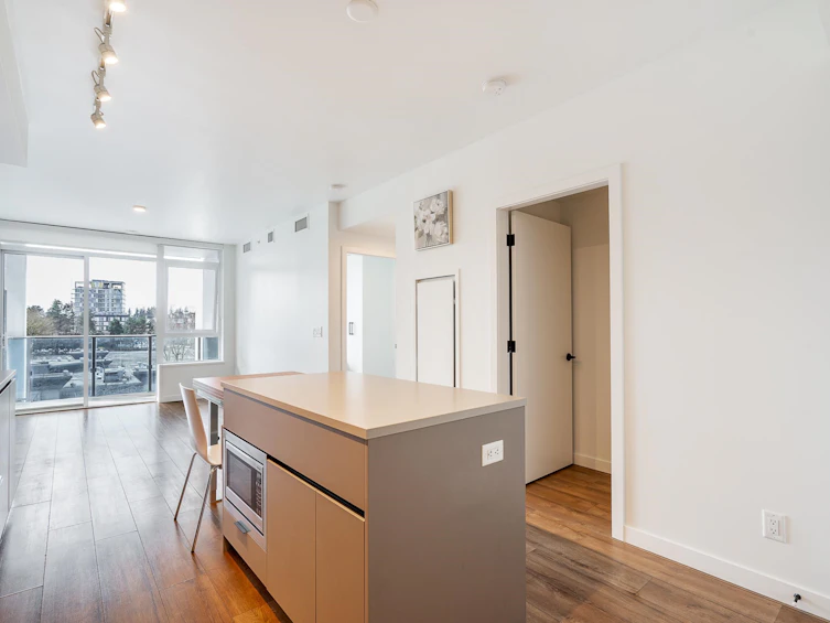 712-10448 University Drive, Surrey, BC, V3T 0K1 - 6