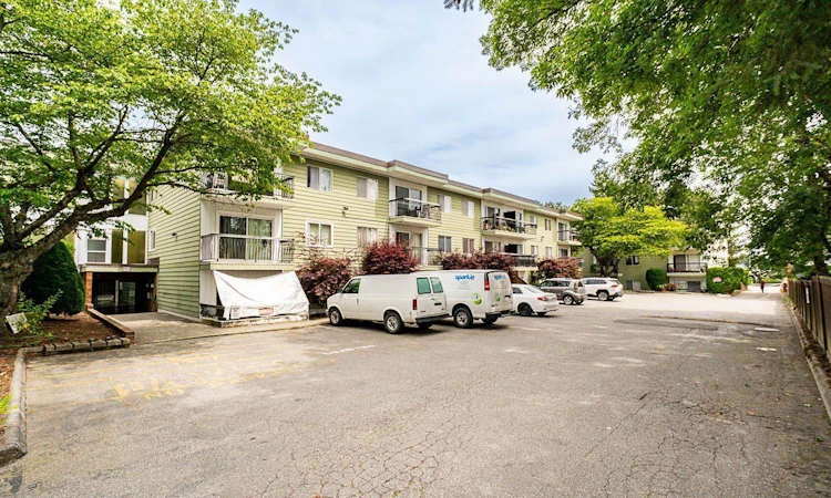 135B-8635 120 Street