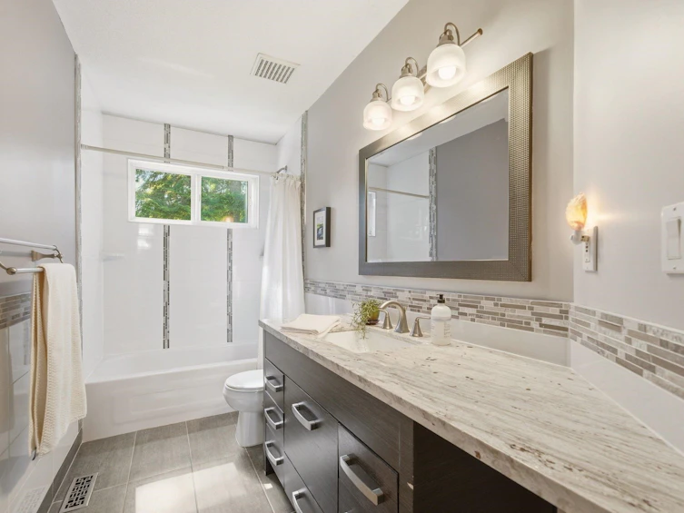 4575 Cliffmont Road, North Vancouver, BC, V7G 1J8 - 20