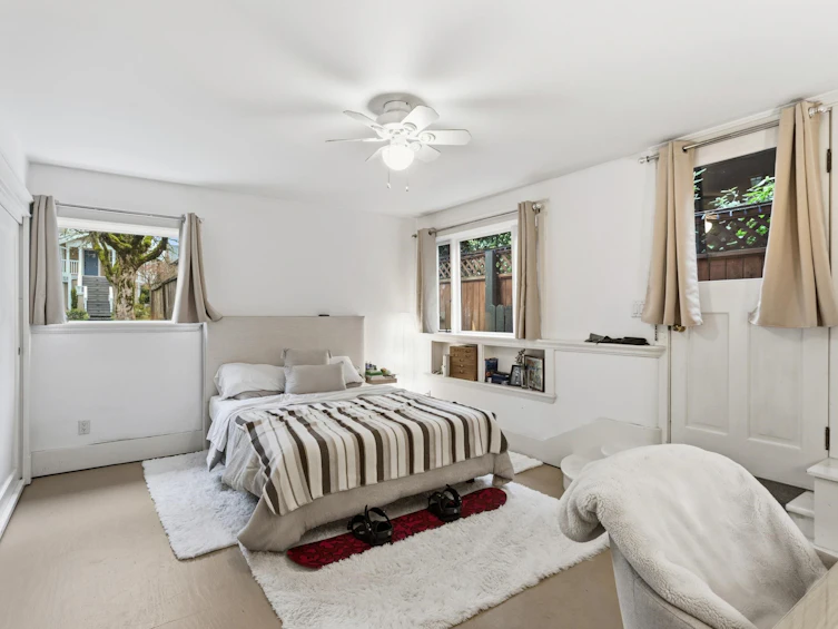 2582 W 6th Avenue, Vancouver, BC, V6K 1W5 - 37