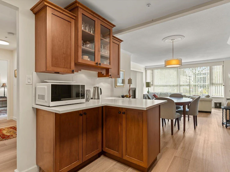 102-3190 Gladwin Road, Abbotsford, BC, V2T 5T2 - 4