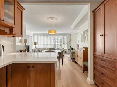 102-3190 Gladwin Road - 5