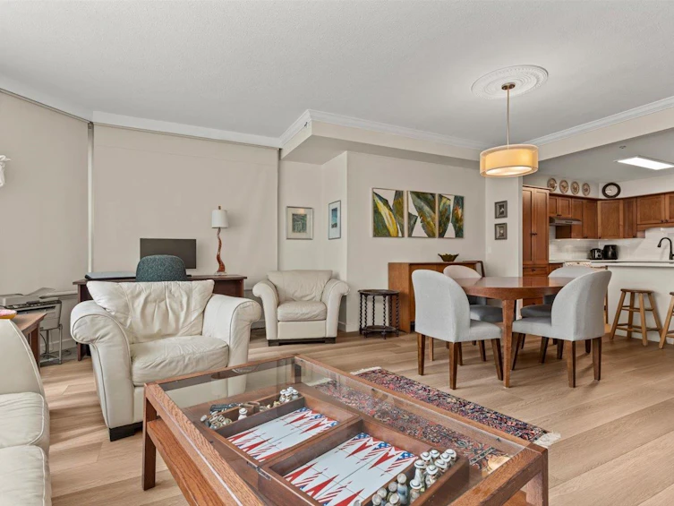 102-3190 Gladwin Road, Abbotsford, BC, V2T 5T2 - 10