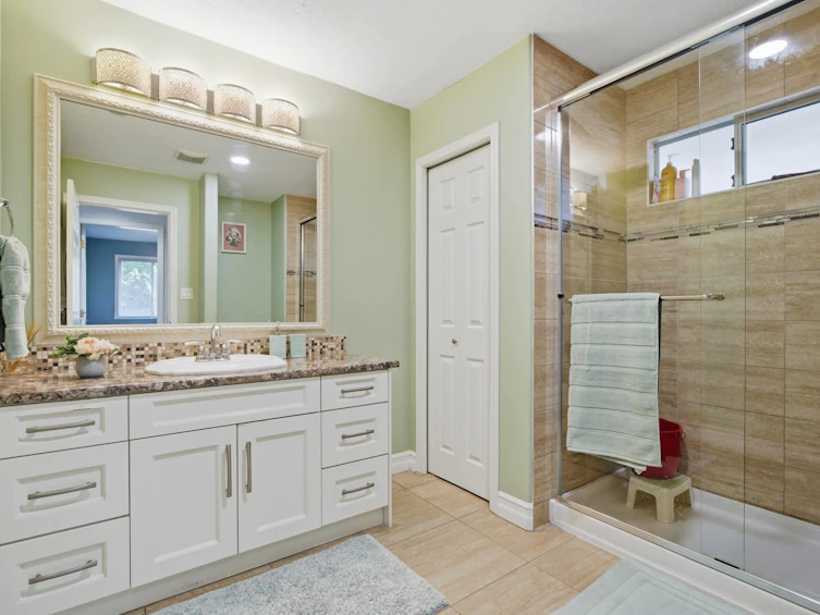 6707 122a Street, Surrey, BC, V3W 0W1 - 13