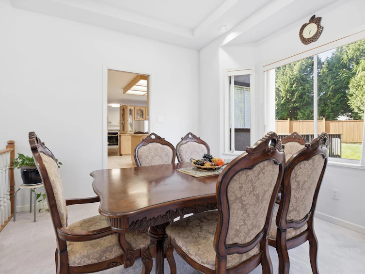 6707 122a Street, Surrey, BC, V3W 0W1 - 6