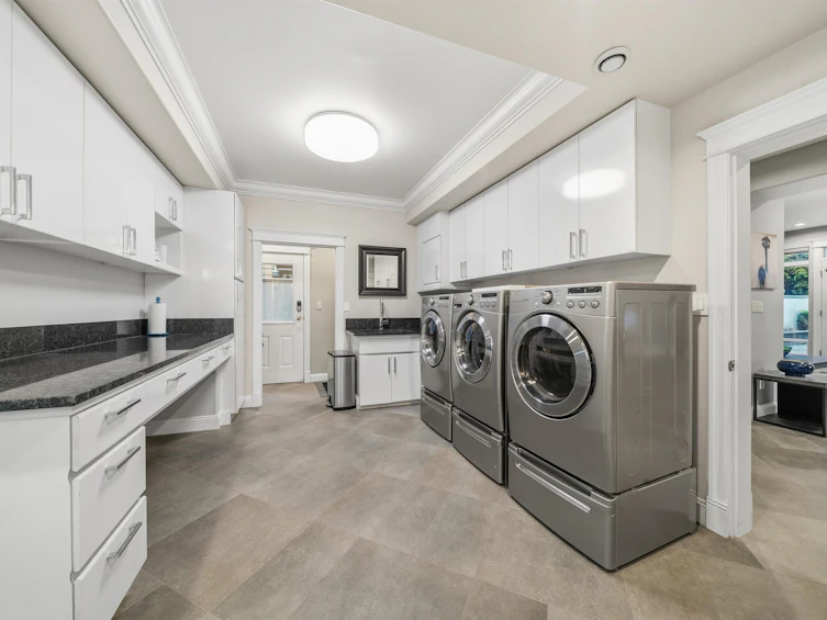 1131 Milford Avenue, Coquitlam, BC, V3J 2V4 - 8