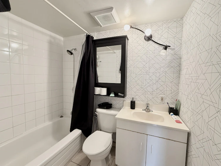 304-7280 Lindsay Road, Richmond, BC, V7C 3M6 - 10