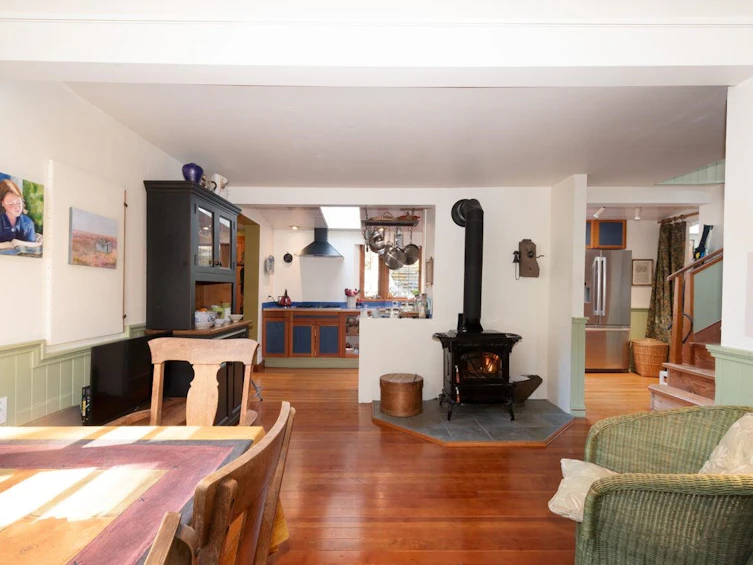 1248 Miller Road, Bowen Island, BC, V0N 1G1 - 11