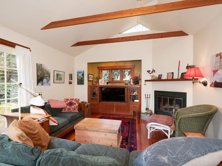 1248 Miller Road, Bowen Island, BC, V0N 1G1 - 5