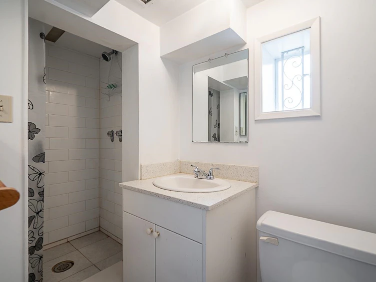 902 Fourth Street, New Westminster, BC, V3L 2W6 - 26