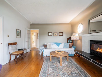 902 Fourth Street - 4