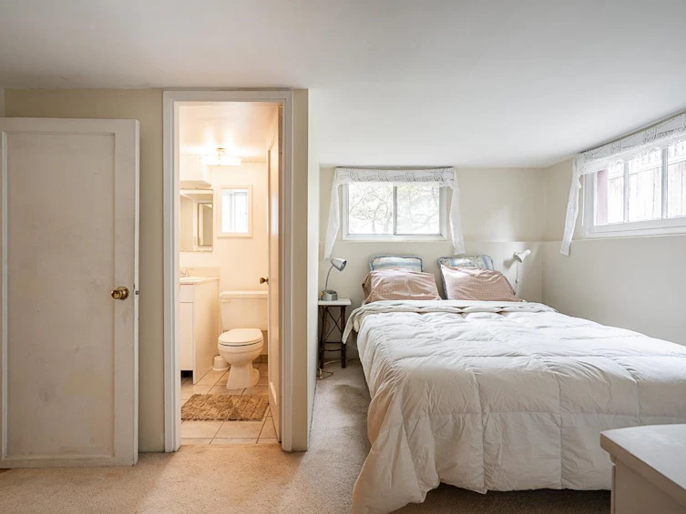 902 Fourth Street, New Westminster, BC, V3L 2W6 - 25