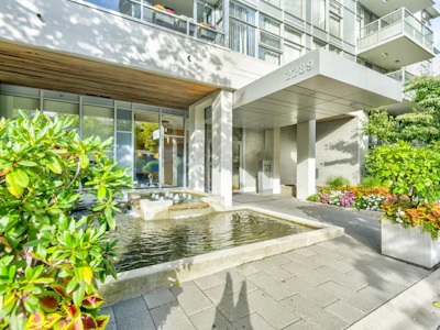 3005-2289 Yukon Crescent - 4