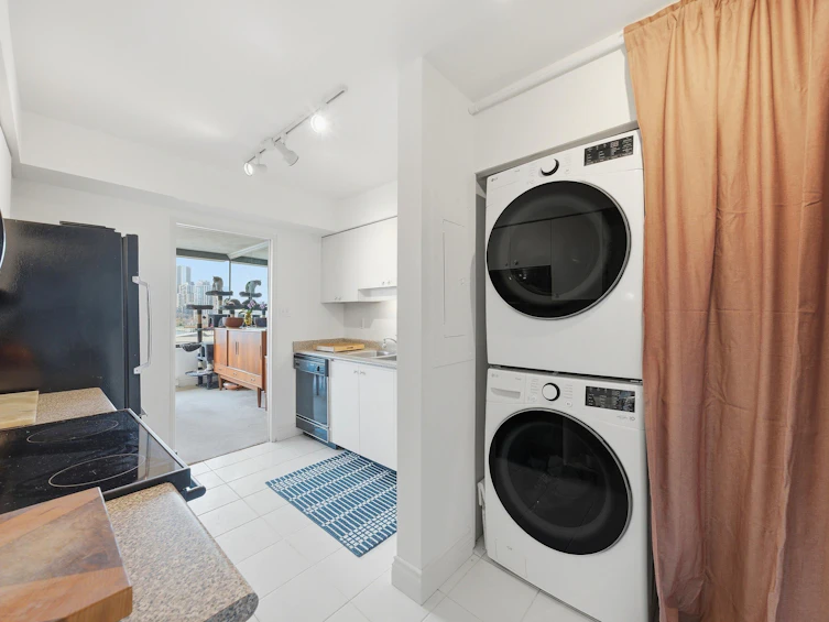 533-666 Leg In Boot Square, Vancouver, BC, V5Z 4B3 - 19