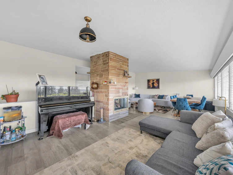 1230 Queens Avenue, West Vancouver, BC, V7S 2K2 - 13
