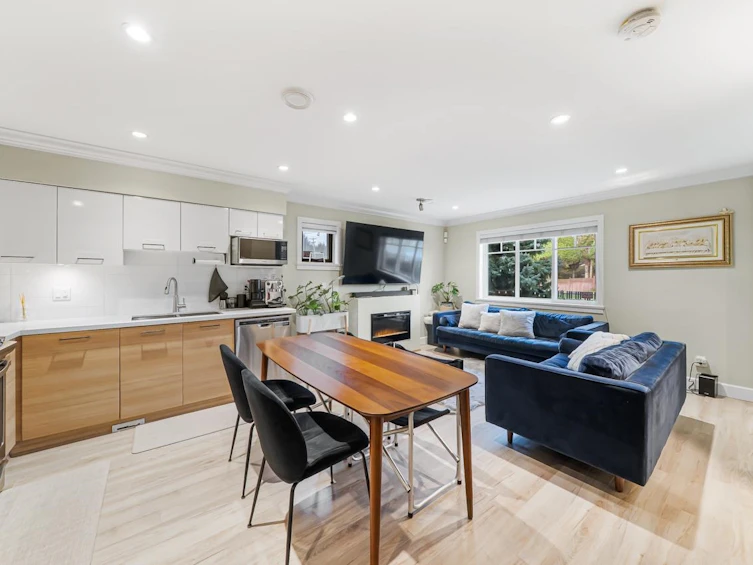3-6511 No. 2 Road, Richmond, BC, V7C 3L4 - 5