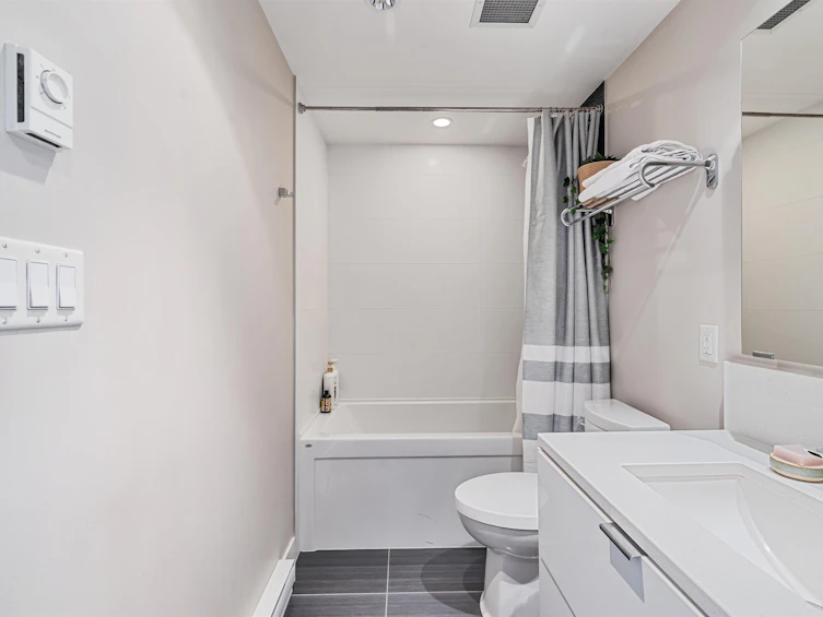 820-1777 W 7th Avenue, Vancouver, BC, V6J 0E5 - 18