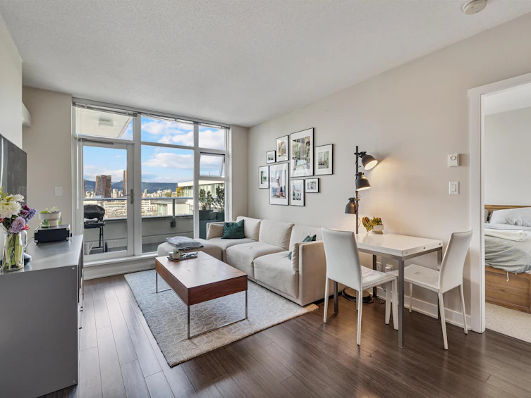 820-1777 W 7th Avenue, Vancouver, BC, V6J 0E5