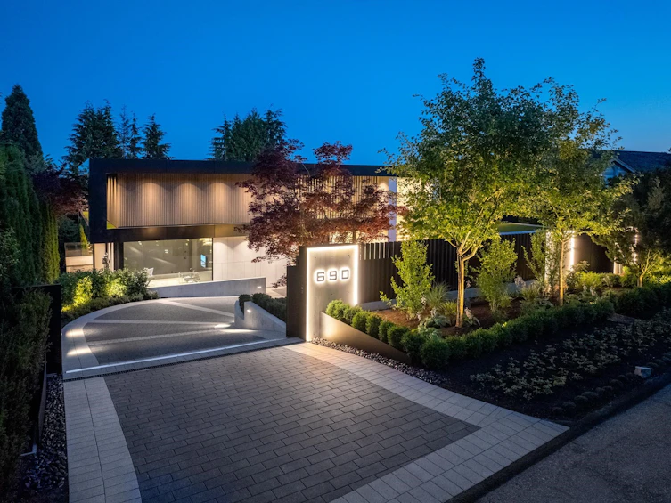 690 Knockmaroon Road, West Vancouver, BC, V7S 1R6 - 3