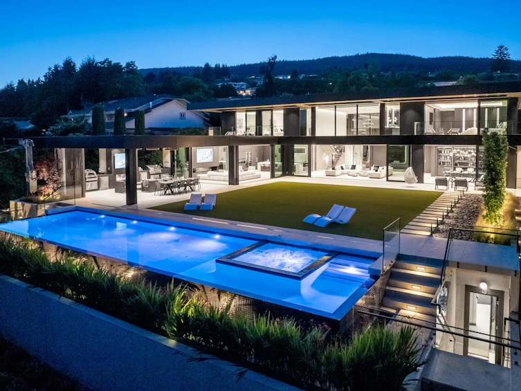 690 Knockmaroon Road, West Vancouver, BC, V7S 1R6