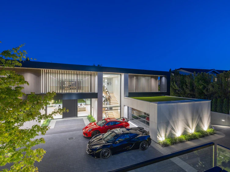 690 Knockmaroon Road, West Vancouver, BC, V7S 1R6 - 2