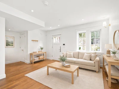 1-5819 Highbury Street - 2