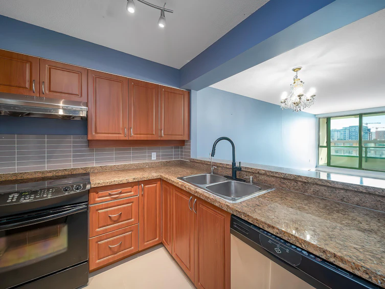 1011-7380 Elmbridge Way, Richmond, BC, V6X 4A1 - 14