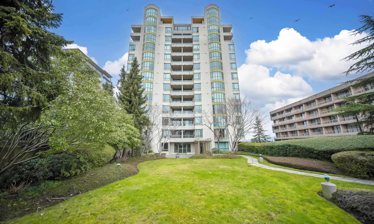 1011-7380 Elmbridge Way