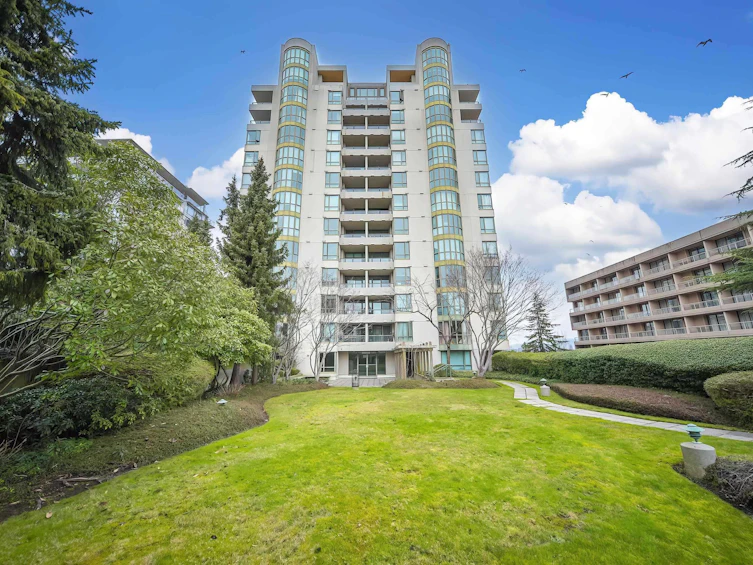 1011-7380 Elmbridge Way, Richmond, BC, V6X 4A1