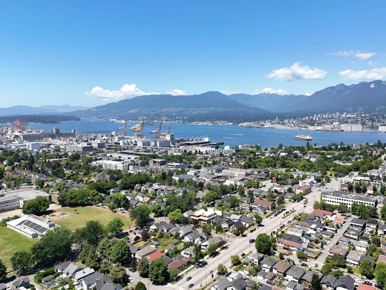 2349 E Pender Street, Vancouver, BC, V5L 1X7 - 38