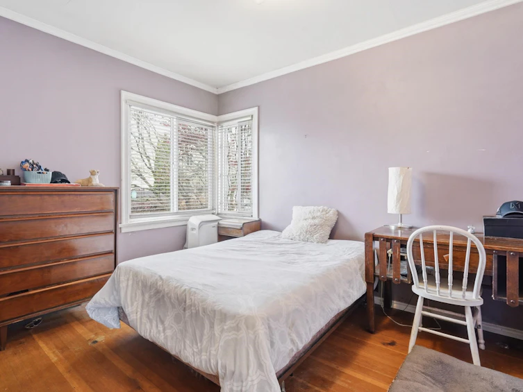 2349 E Pender Street, Vancouver, BC, V5L 1X7 - 18
