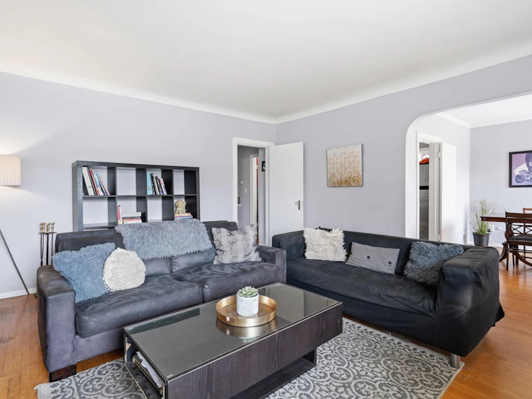 2349 E Pender Street, Vancouver, BC, V5L 1X7 - 5