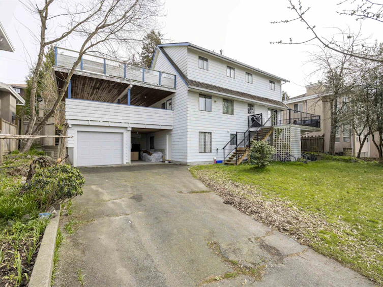 1277 Holdom Avenue, Burnaby, BC, V5B 3V5 - 10