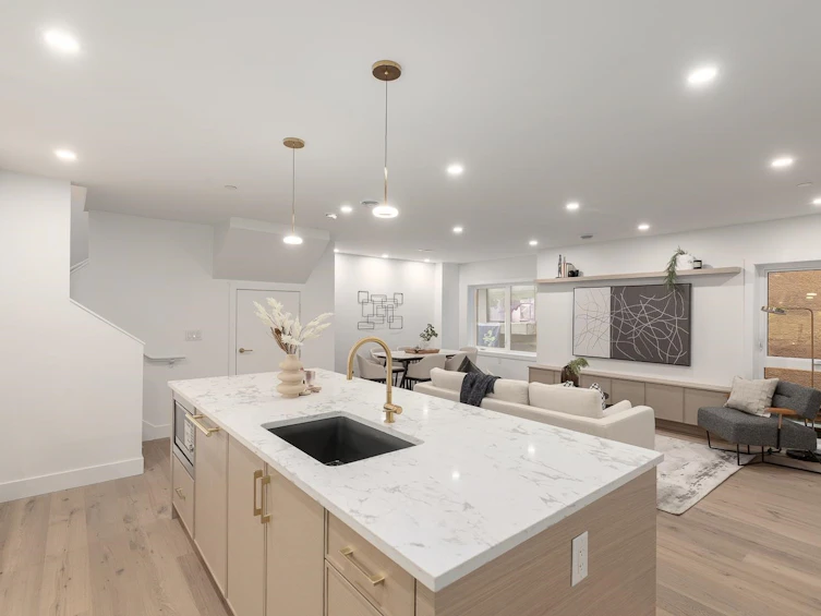 458 E 17th Avenue, Vancouver, BC, V5V 1B1 - 7