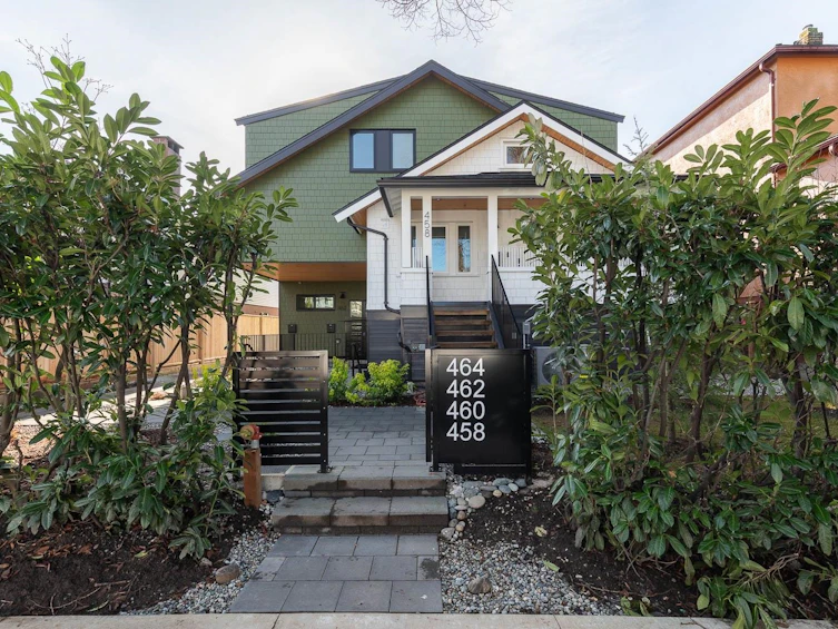 458 E 17th Avenue, Vancouver, BC, V5V 1B1