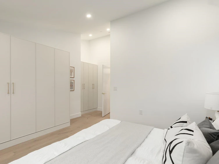 458 E 17th Avenue, Vancouver, BC, V5V 1B1 - 12