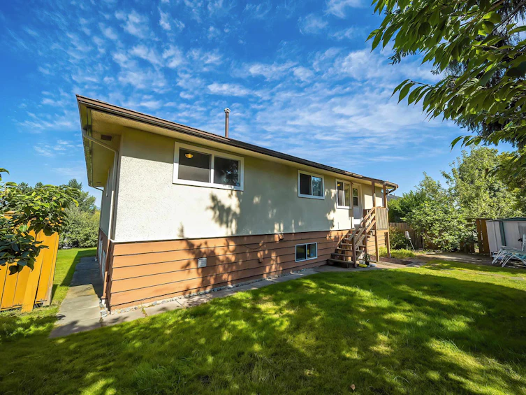 5130 Buxton Street, Burnaby, BC, V5H 1J8 - 23
